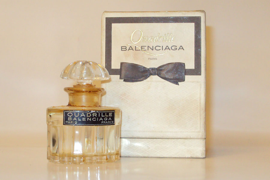 Quadrille Flacon du Parfum 15 ml Étiquette légèrement abîmée  boite très sale de Balenciaga 