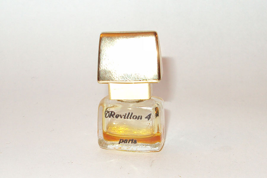 Miniature Revillon 4 de Revillon 