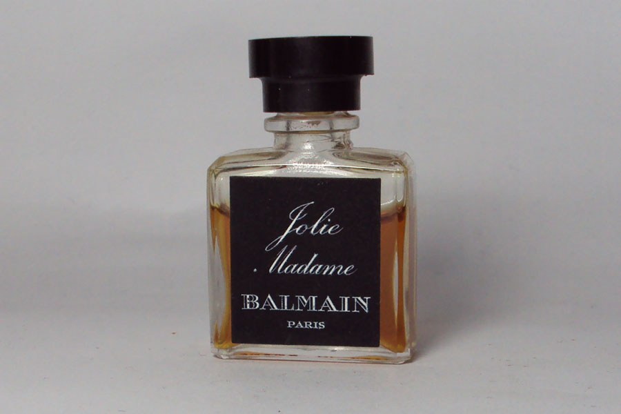 Jolie Madame Bouchon bakélite noire hauteur 4.1 cm de Balmain 