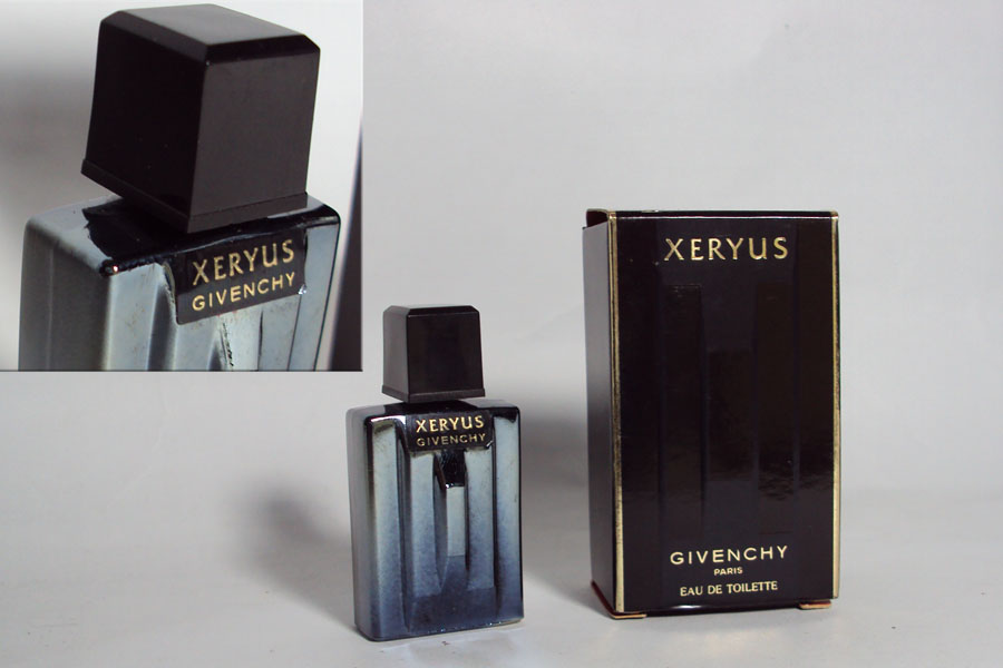 Kerius Kerius avec une étiquette Xerius au dessus eau de toilette 4 ml  de Givenchy 