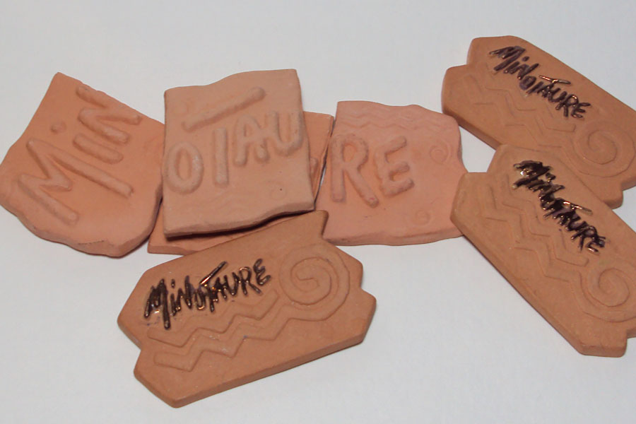 Minotaure petit lot de pierre à parfumer de Picasso 