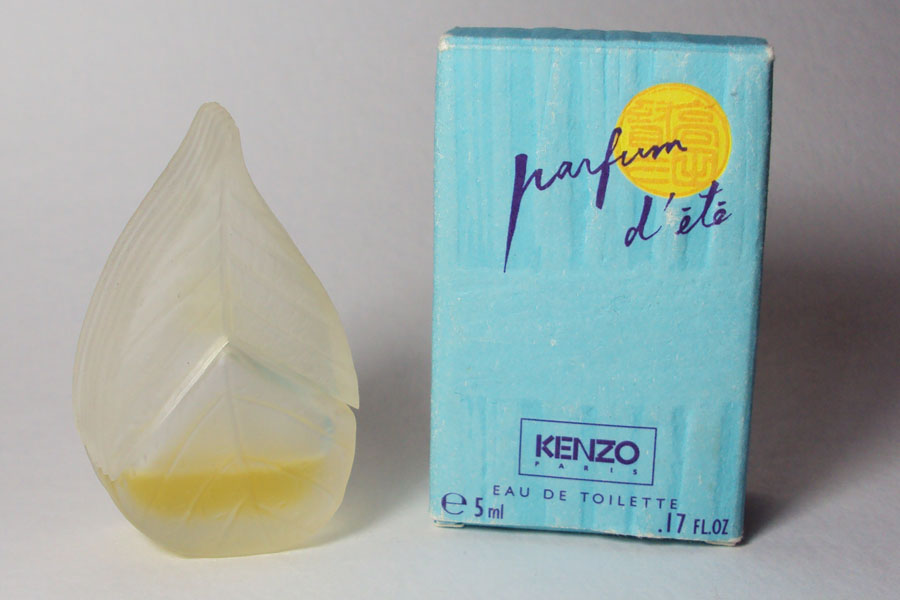 Parfum d'été eau de toilette 5 ml 1/2 plein boite légèrement abimée de Kenzo 