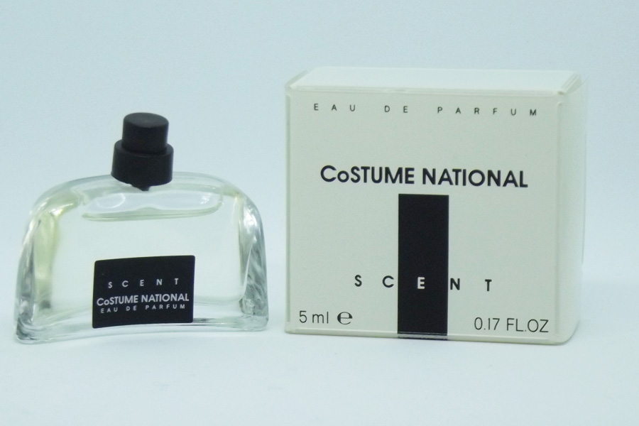 Scent Eau de parfum 5 ml plein de Costume Nationale 