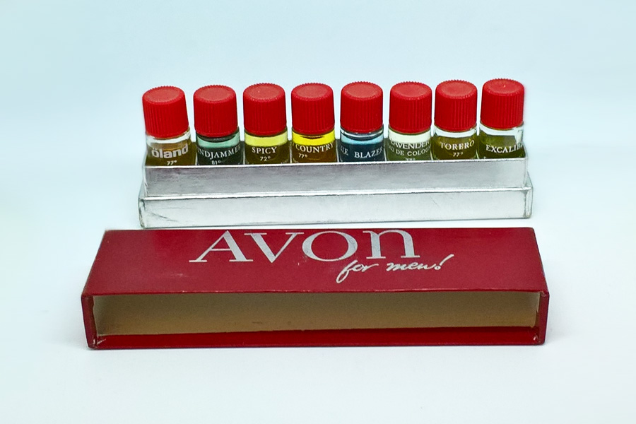 Avon for Men Coffret de démonstration comprenat 8 échantillons soit : spicy , Wild country , Blue Blazer , Lanvender , Excalibur , Ôland : Windjammer , torero   de Avon 
