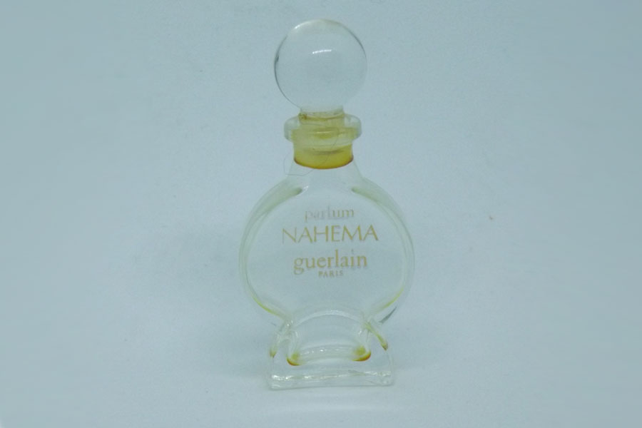 Nahéma Parfum hauteur 5.8 cm vide de Guerlain 