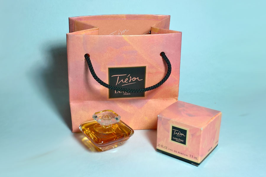Trésor Eau de parfum 5 ml plein de Lancôme 